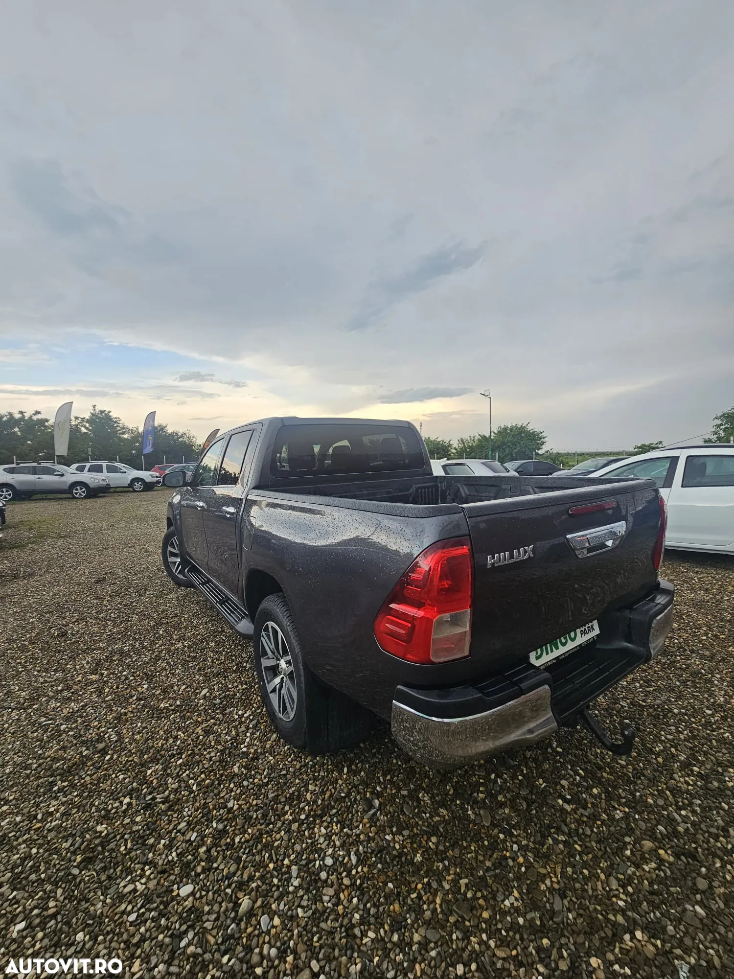 Toyota Hilux - 14