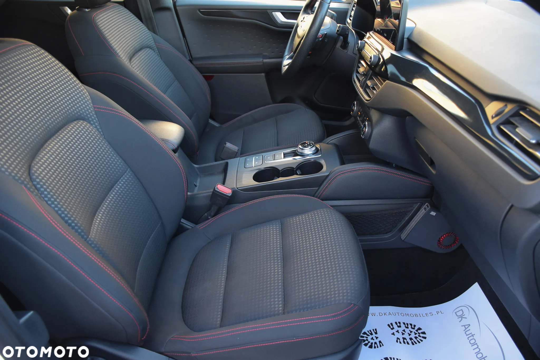 Ford Kuga 2.0 EcoBlue 4x4 ST-LINE X - 25