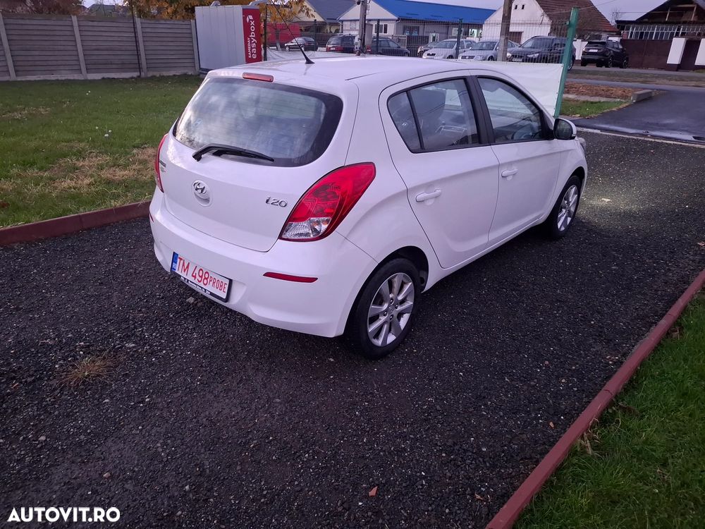 Hyundai i20 1.2 Highway - 4