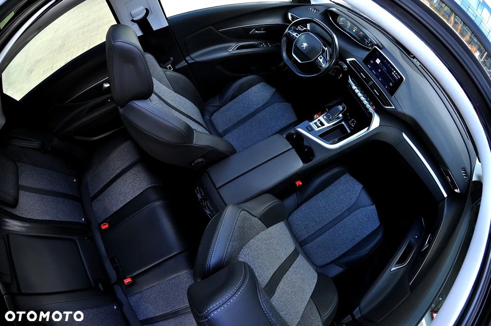 Peugeot 3008 1.2 PureTech Allure S&S EAT8 - 15