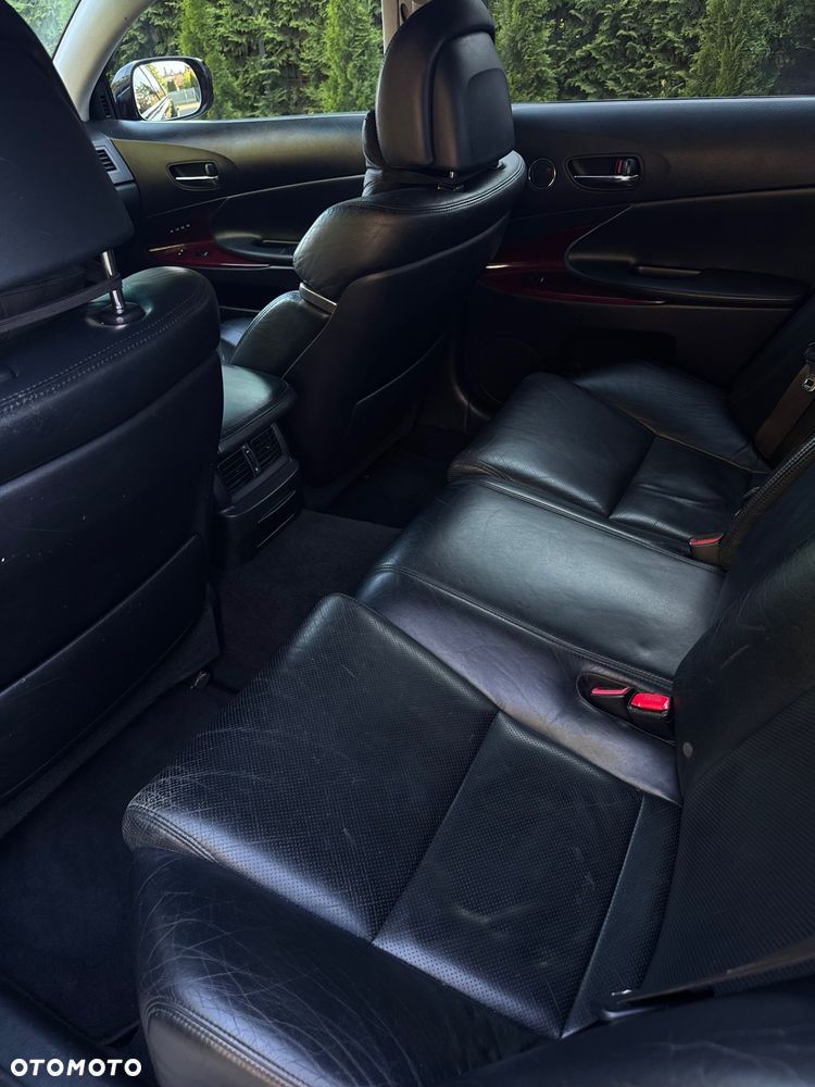 Lexus GS 300 Prestige + - 25