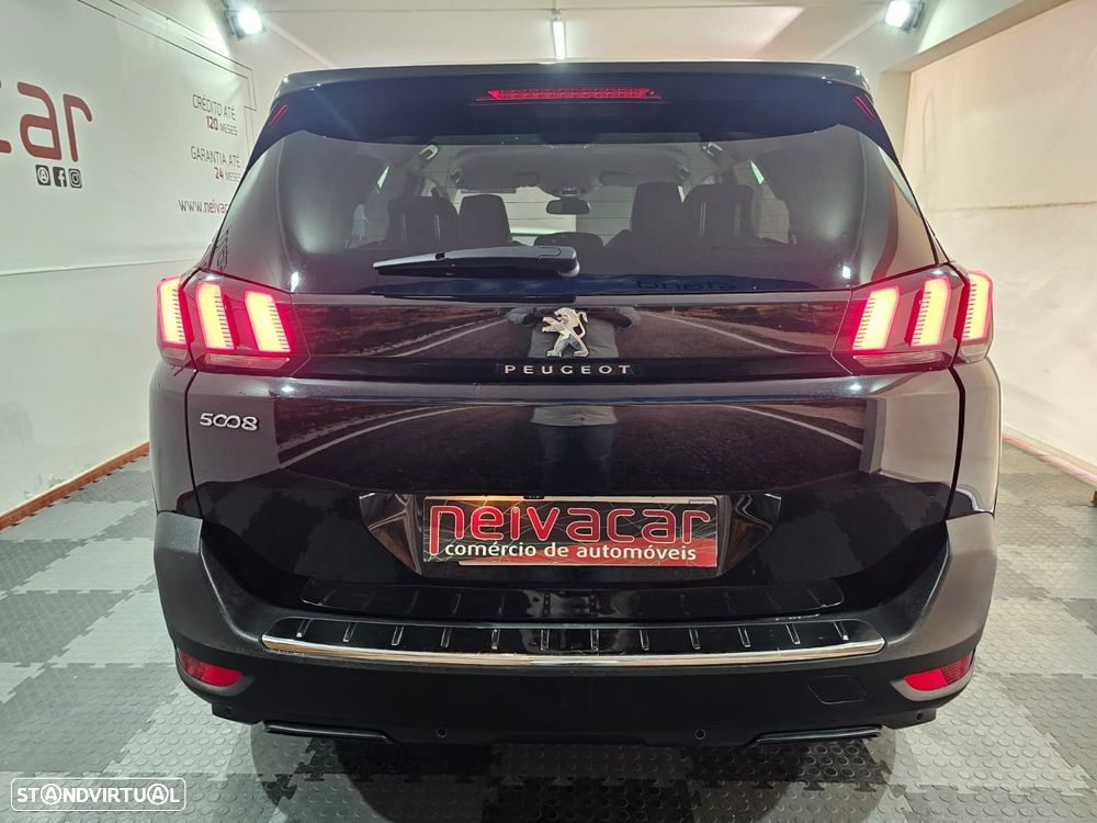 Peugeot 5008 1.5 BlueHDi Allure Pack EAT8 - 4
