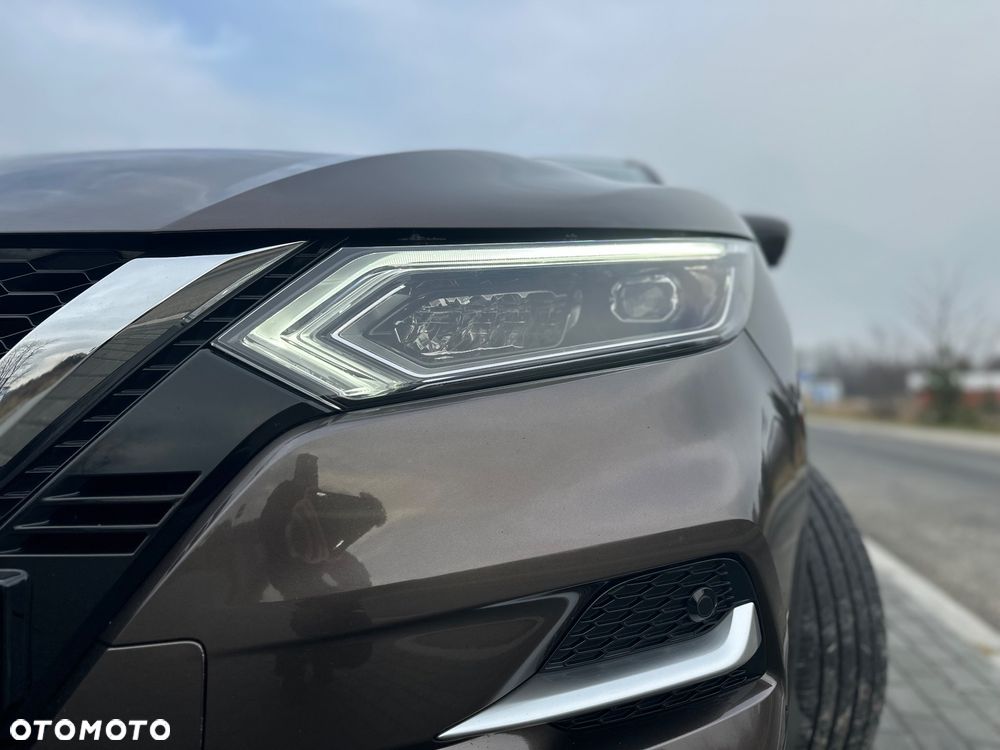 Nissan Qashqai 1.3 DIG-T N-Connecta DCT - 16