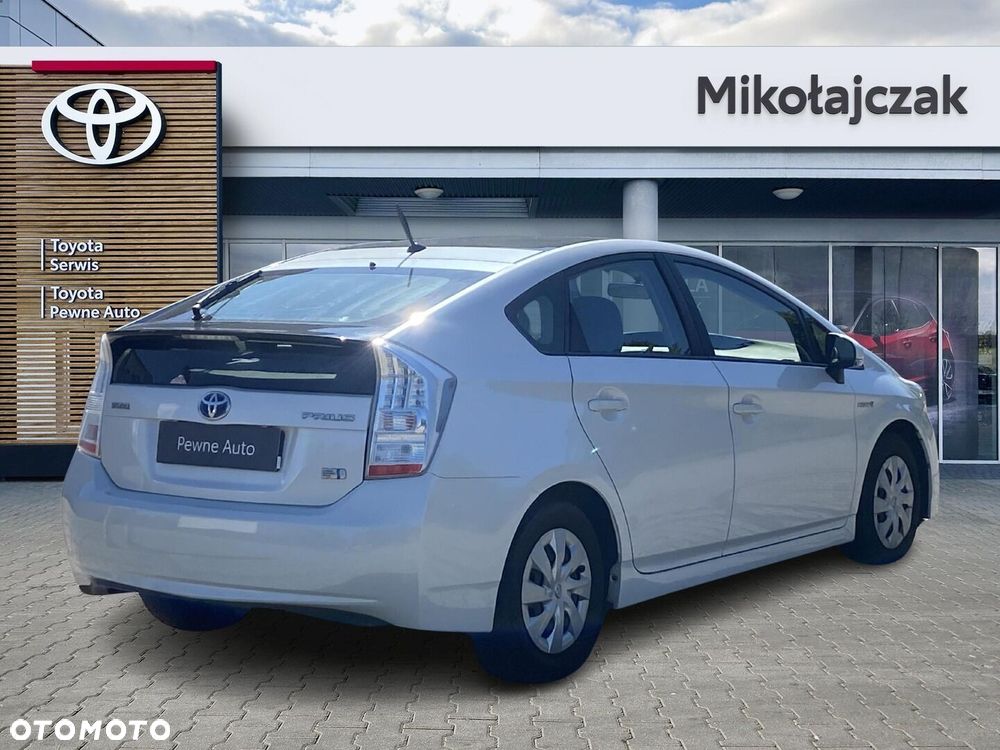 Toyota Prius 1.8 HSD Luna - 3
