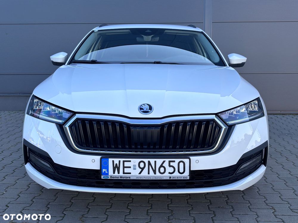 Skoda Octavia 2.0 TDI DSG Ambition - 2