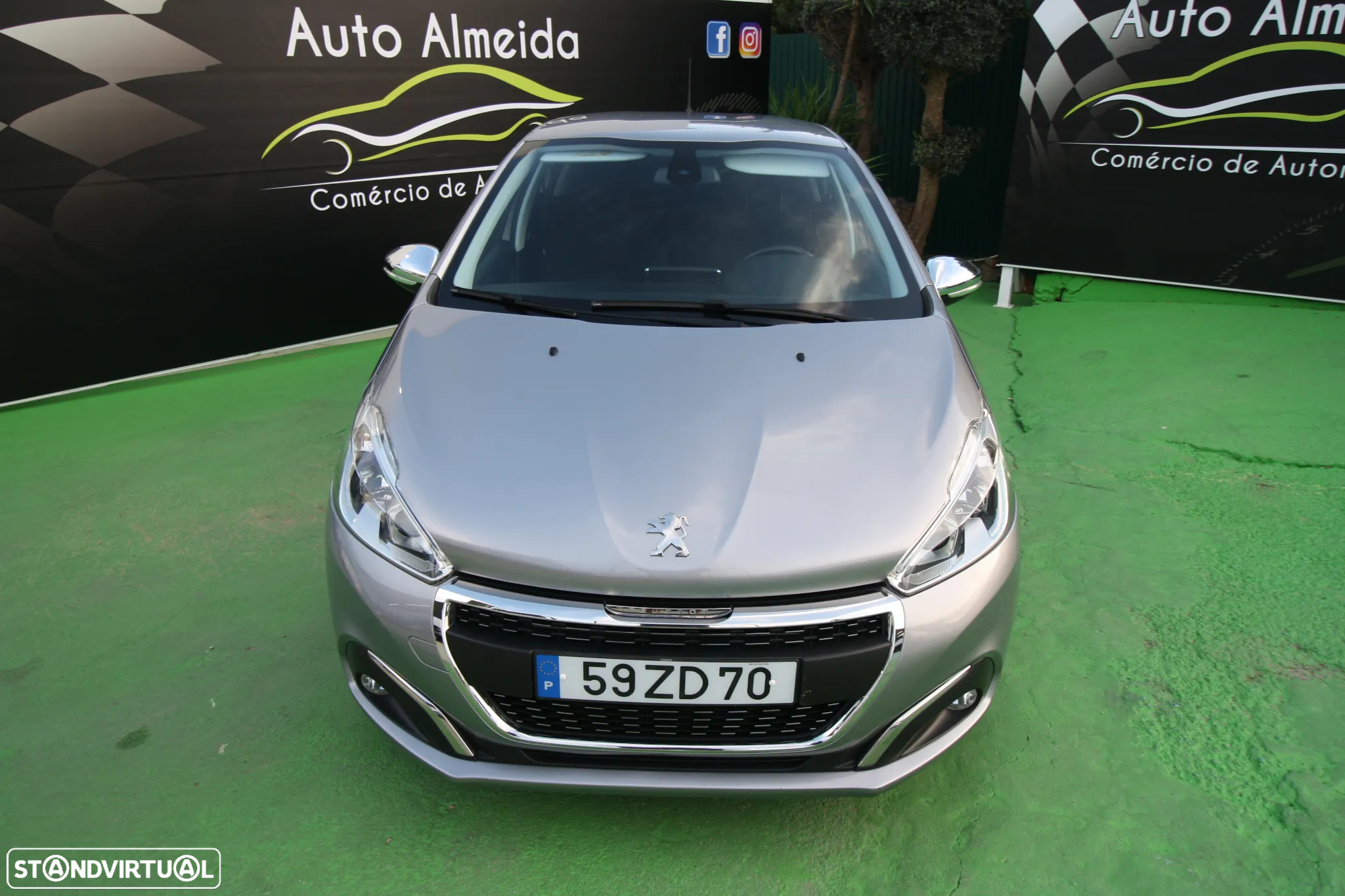Peugeot 208 1.5 BlueHDi Signature - 11