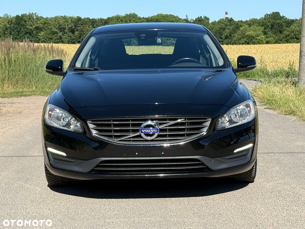 Volvo V60 D2 Drive-E Momentum - 11