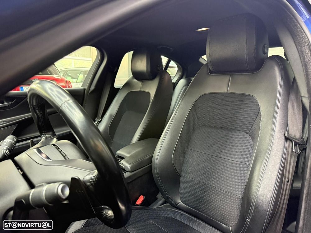 Jaguar XE 2.0 D R-Sport Aut. - 12