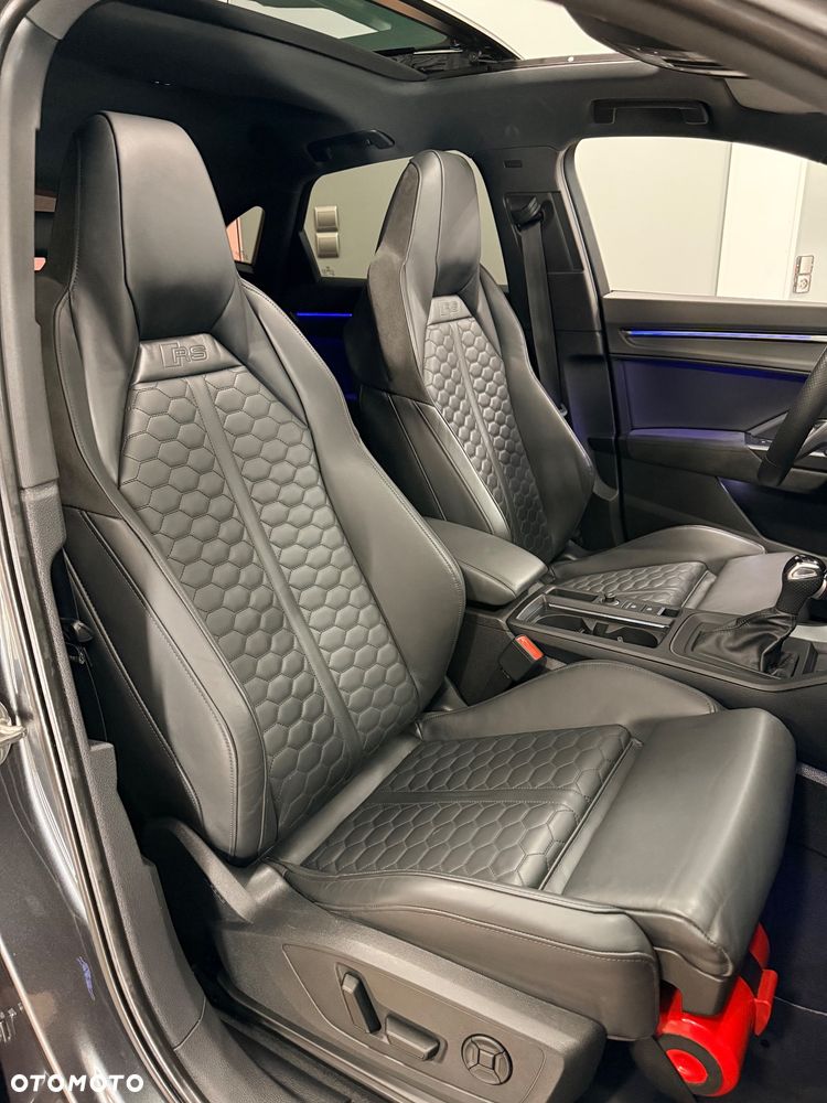Audi RS Q3 Sportback ver-2-5-tfsi-quattro-s-tronic - 28