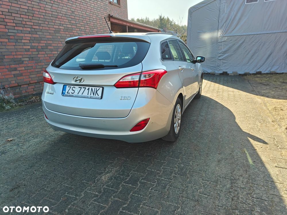 Hyundai i30 1.4 CRDi Classic + - 5
