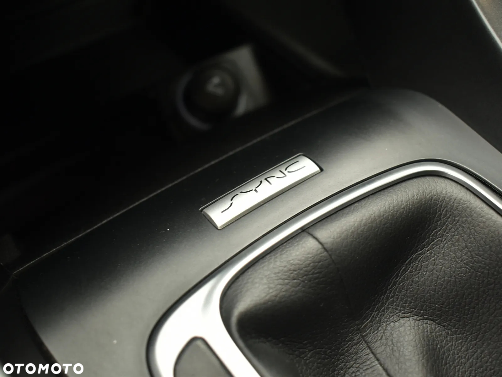 Ford Mondeo 2.0 TDCi ST-Line PowerShift - 33