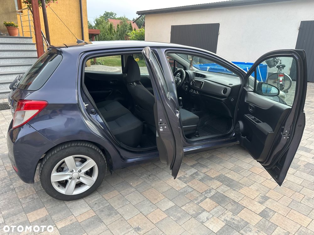 Toyota Yaris 1.33 Premium - 3