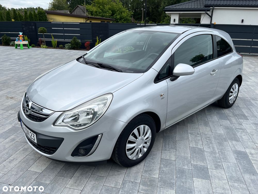 Opel Corsa 1.4 16V Cosmo - 7