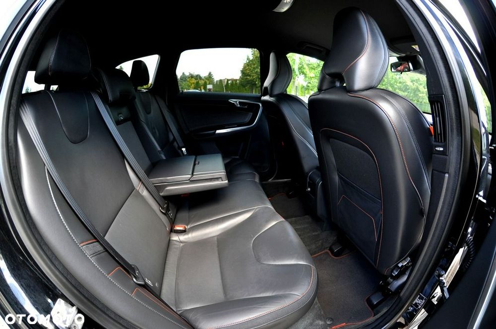 Volvo XC 60 D3 Ocean Race - 21