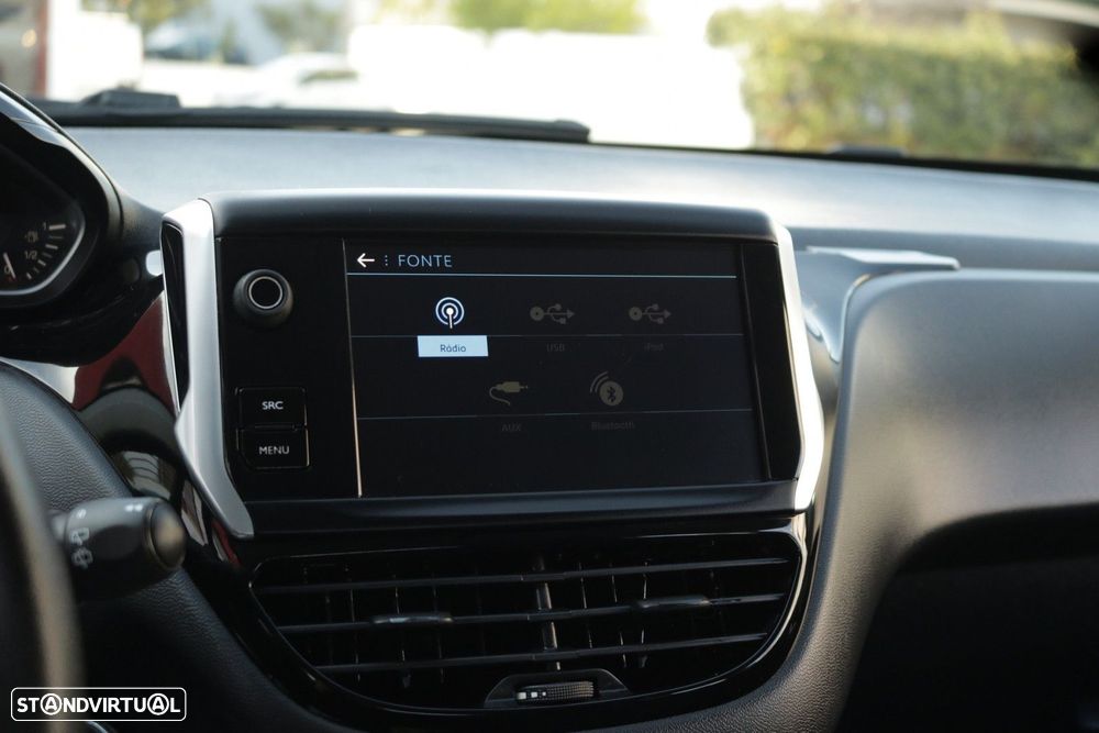 Peugeot 208 Van 1.6 BlueHDI Pack GPS 100cv - 38