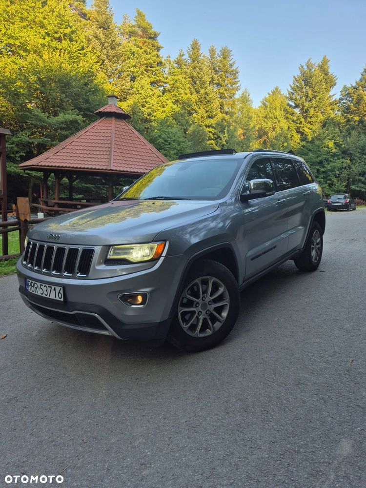 Jeep Grand Cherokee - 17