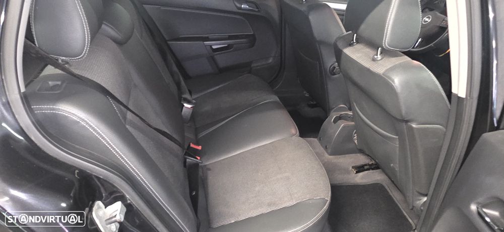Opel Astra 1.7 CDTI Cosmo - 11