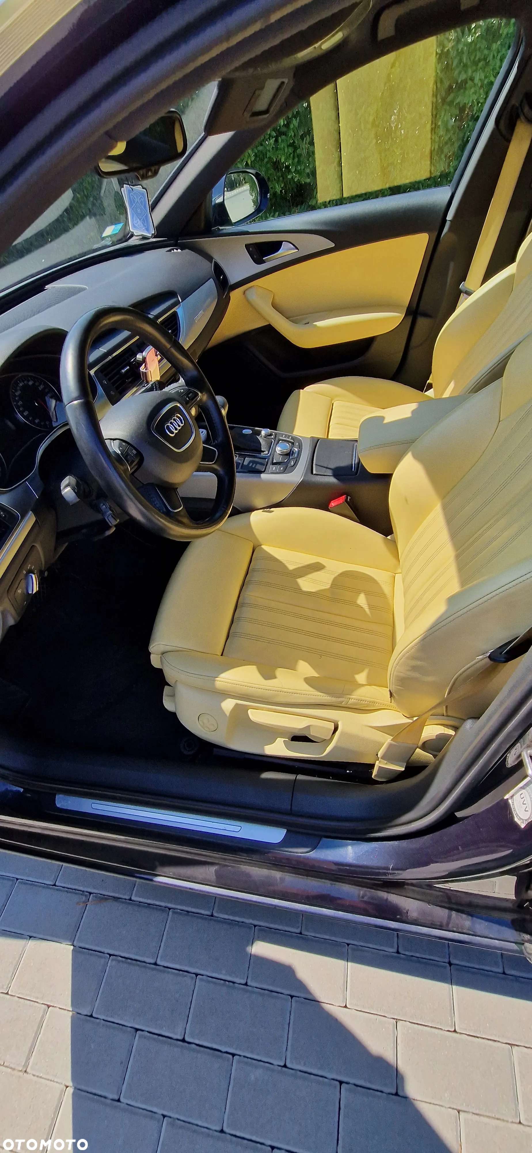 Audi A6 - 12