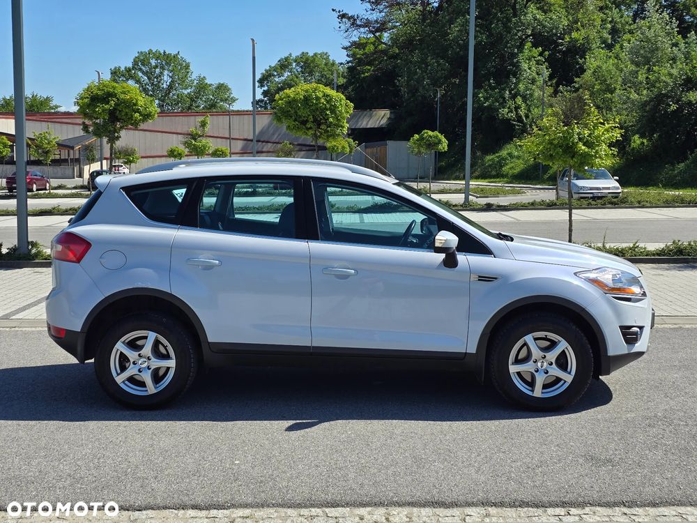 Ford Kuga 2.0 TDCi 4x4 Titanium - 34