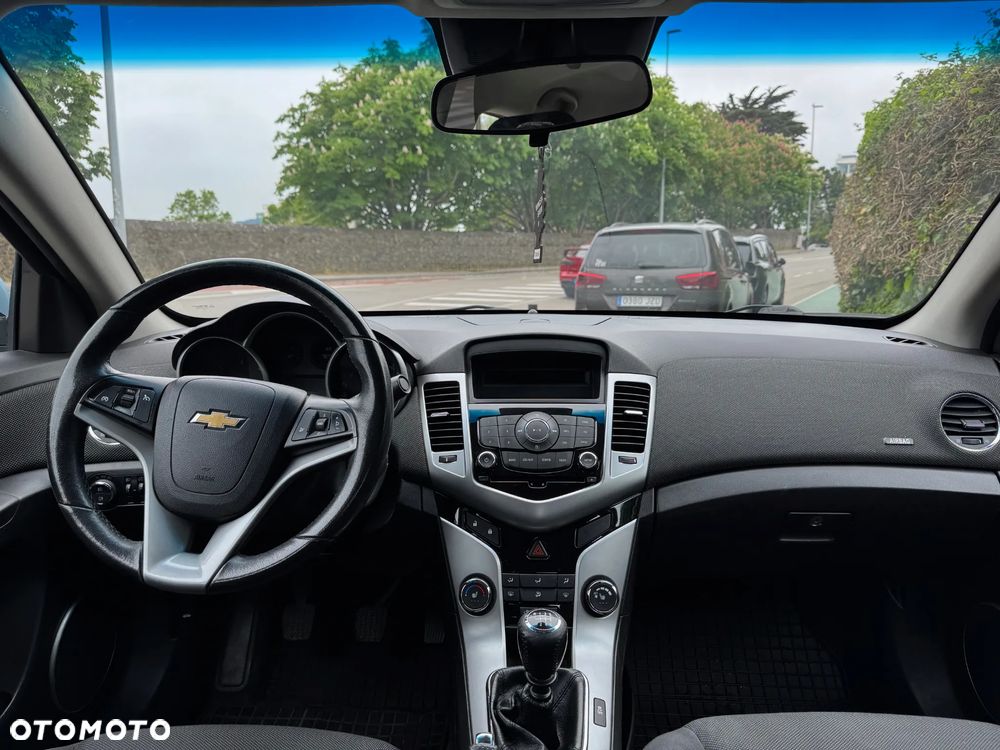 Chevrolet Cruze 2.0 D LT - 14