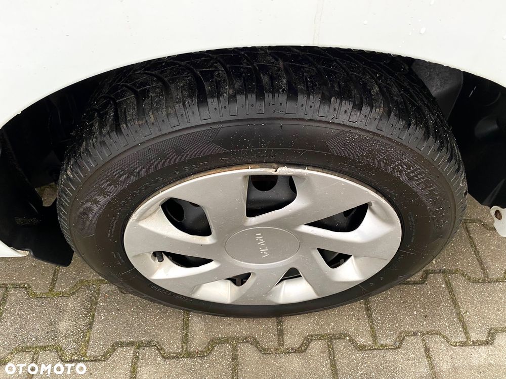Dacia Logan - 28