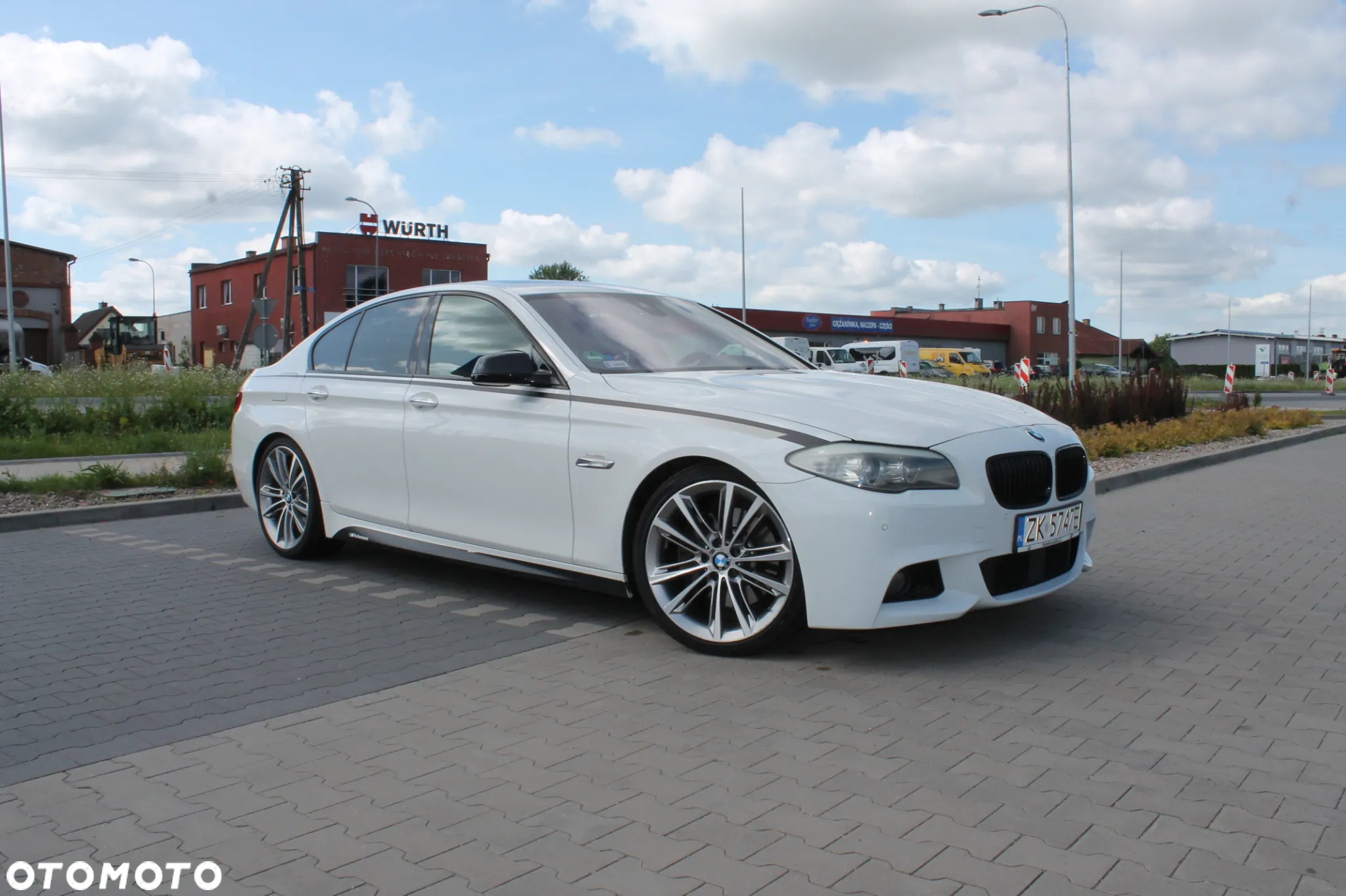 BMW Seria 5 530d xDrive - 7