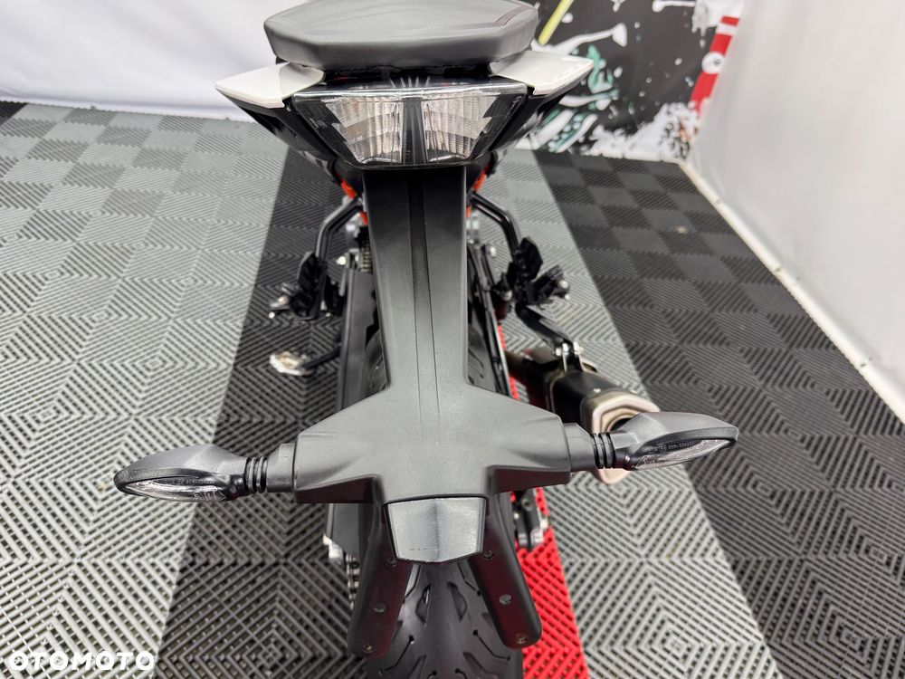 KTM Duke - 20