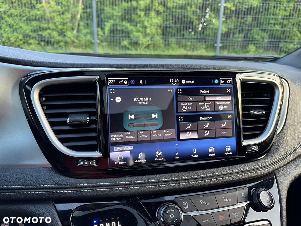 Chrysler Pacifica - 9