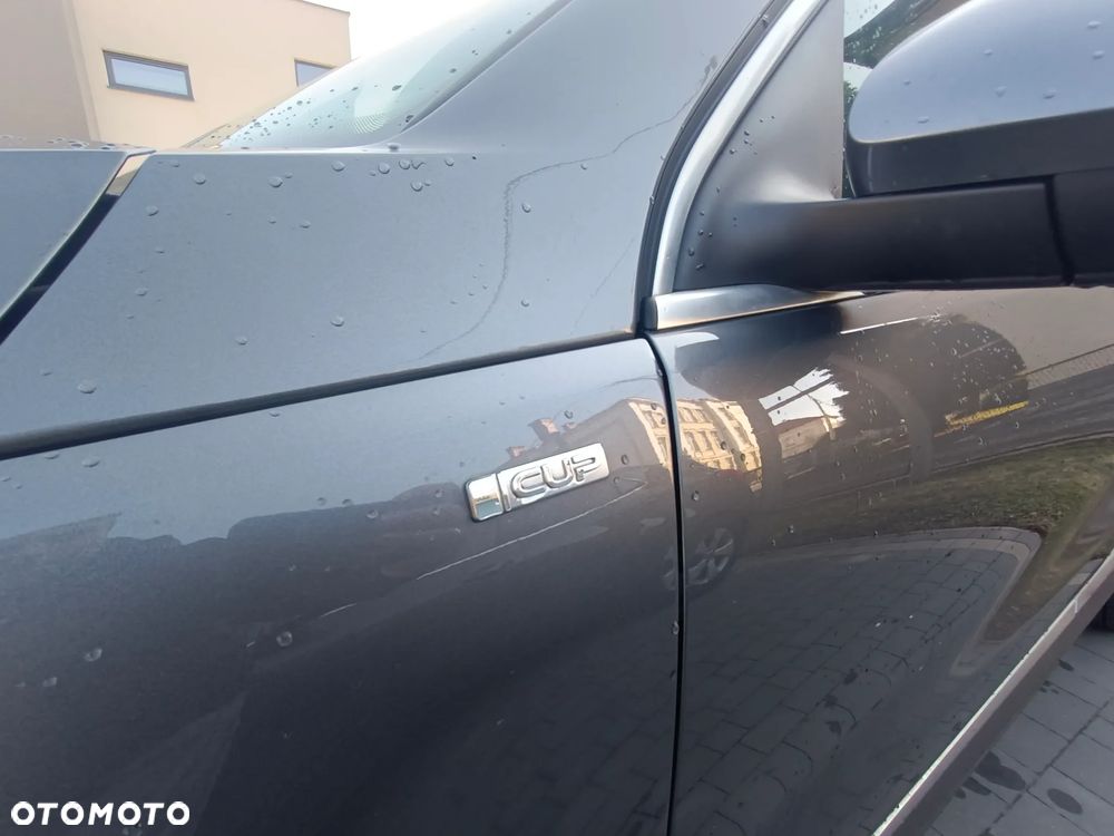 Volkswagen Tiguan - 10