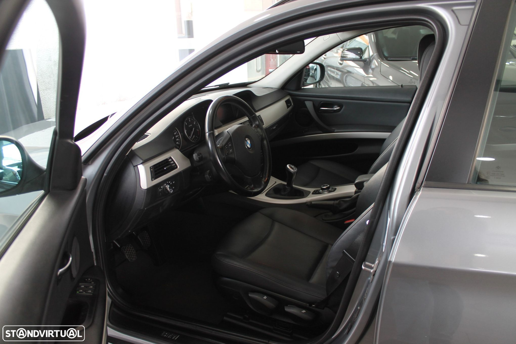 BMW 316 d Touring - 11