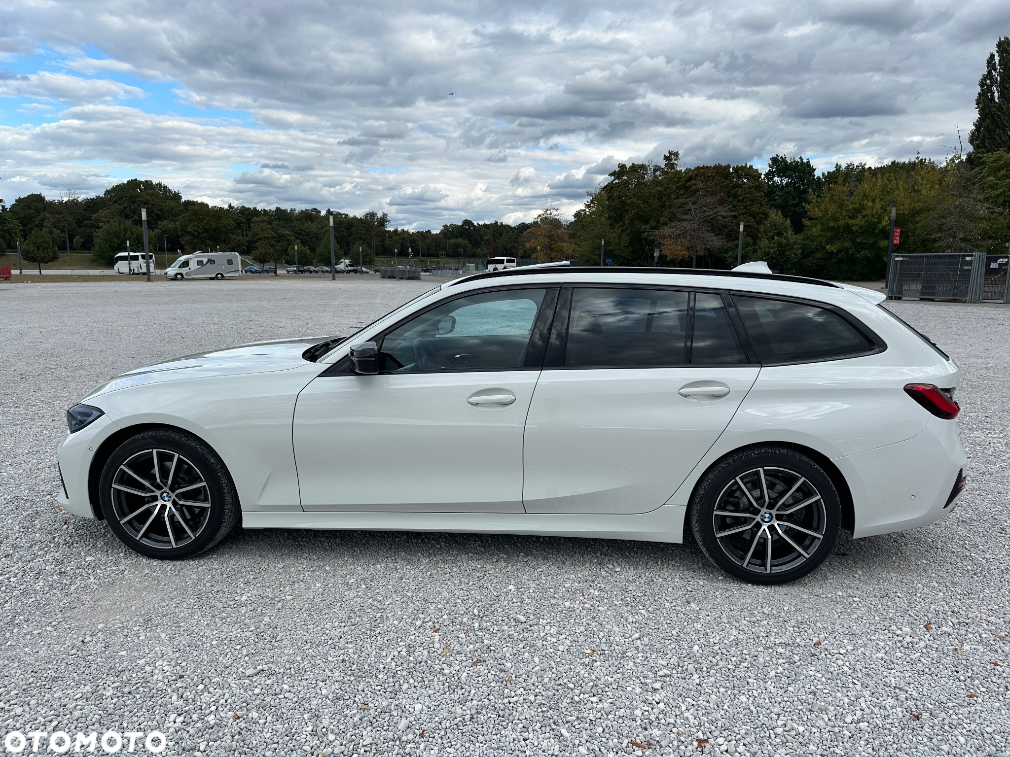 BMW Seria 3 320d Touring Luxury Line - 6