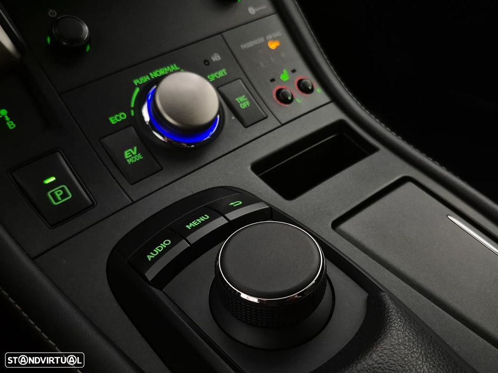 Lexus CT 200h F Sport+ - 24