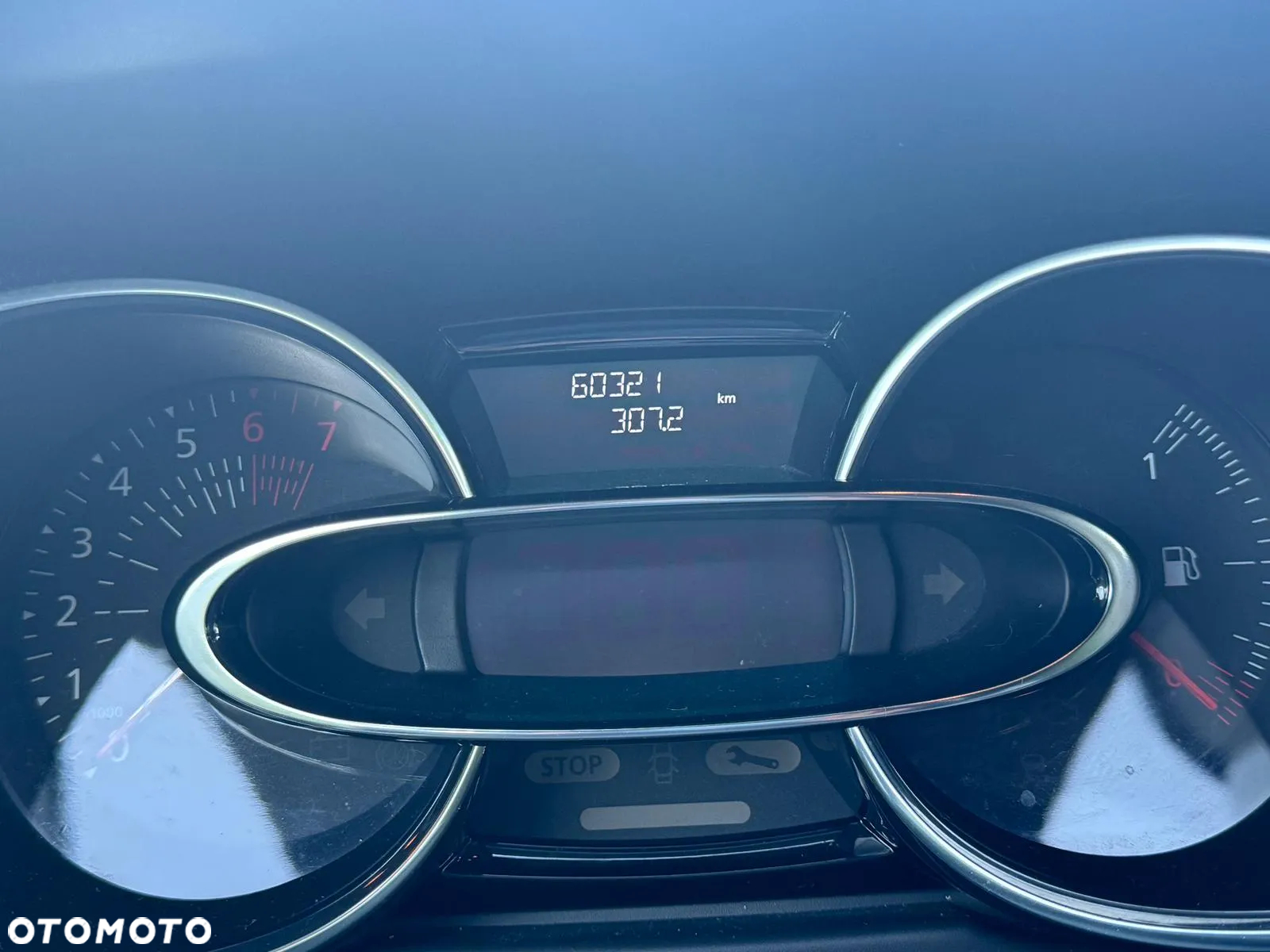 Renault Clio 1.2 16V Limited - 12