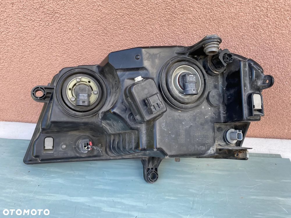 lampa dodge avenger prawa europa cała - 5