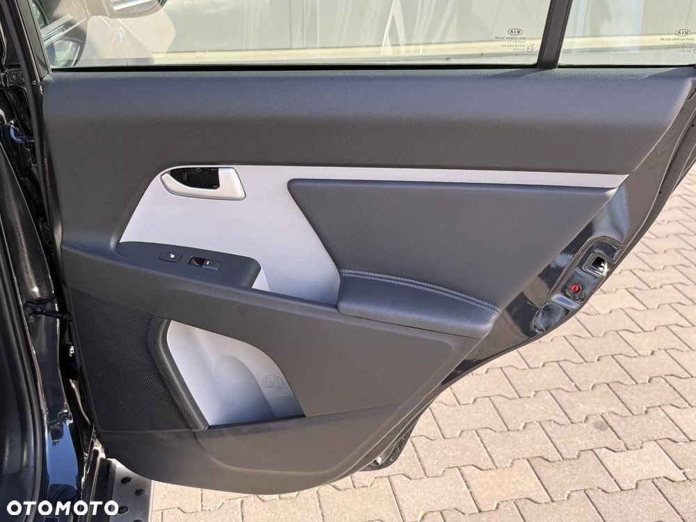 Kia Sportage 2.0 CRDI 184 AWD Platinum Edition - 35