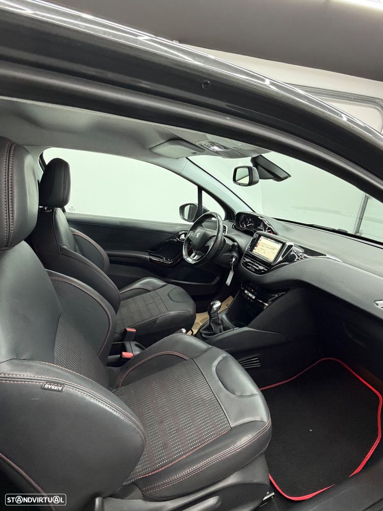 Peugeot 208 1.2 PureTech GT Line - 15