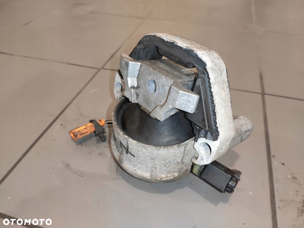 AUDI 3.0 TDI CRT A7 4G8 PODUSZKA SILNIKA PRAWA LEWA CZUJNIK ZDROWA ORYG - 4
