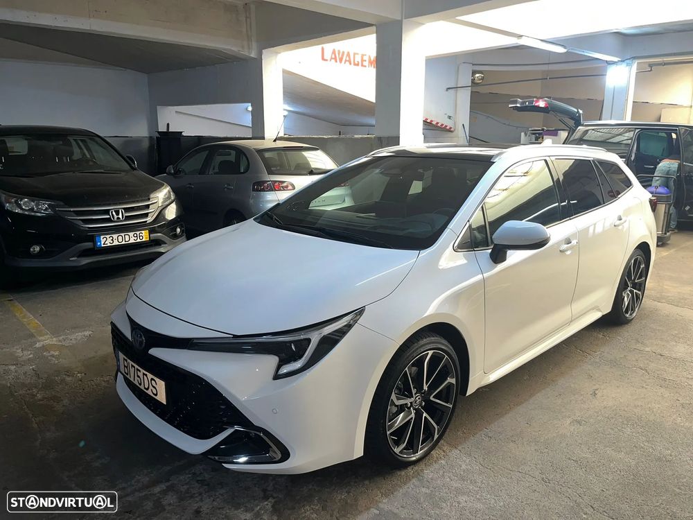 Toyota Corolla Touring Sports 1.8 Hybrid Exclusive - 1