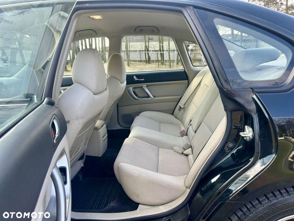 Subaru Legacy - 7
