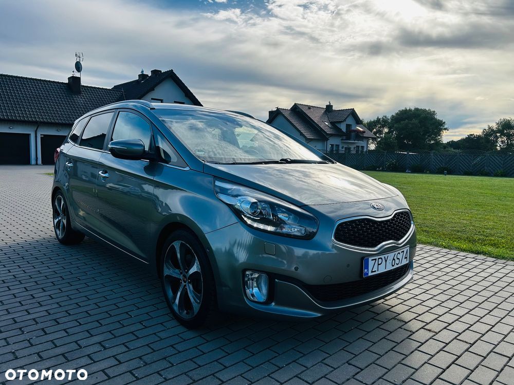 Kia Carens 1.7 CRDi XL 7os - 6