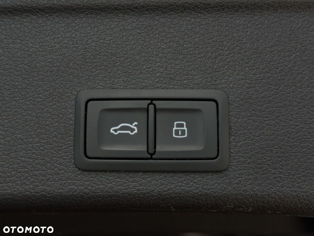 Audi A4 Avant 35 TDI mHEV S tronic - 30