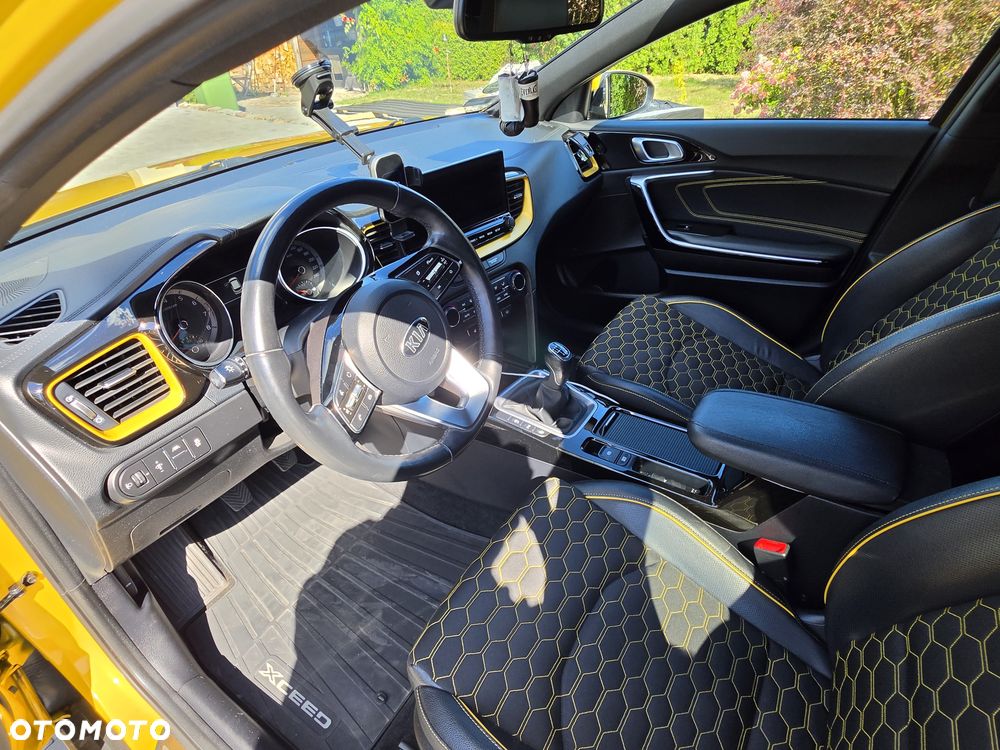 Kia XCeed 1.4 T-GDI L Business Line - 6