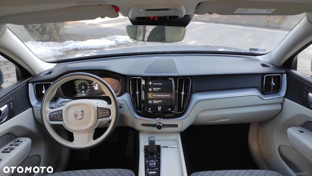 Volvo XC 60 ver-b4-d-awd-momentum-pro - 7