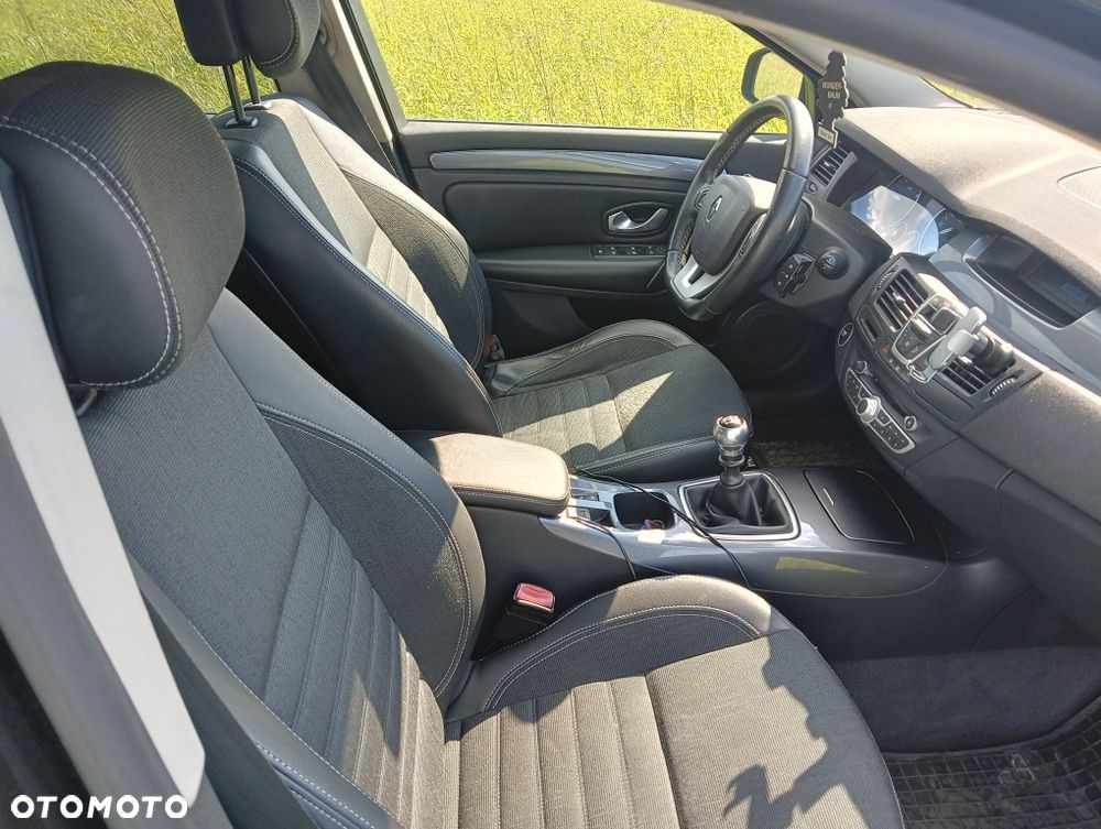 Renault Laguna - 5