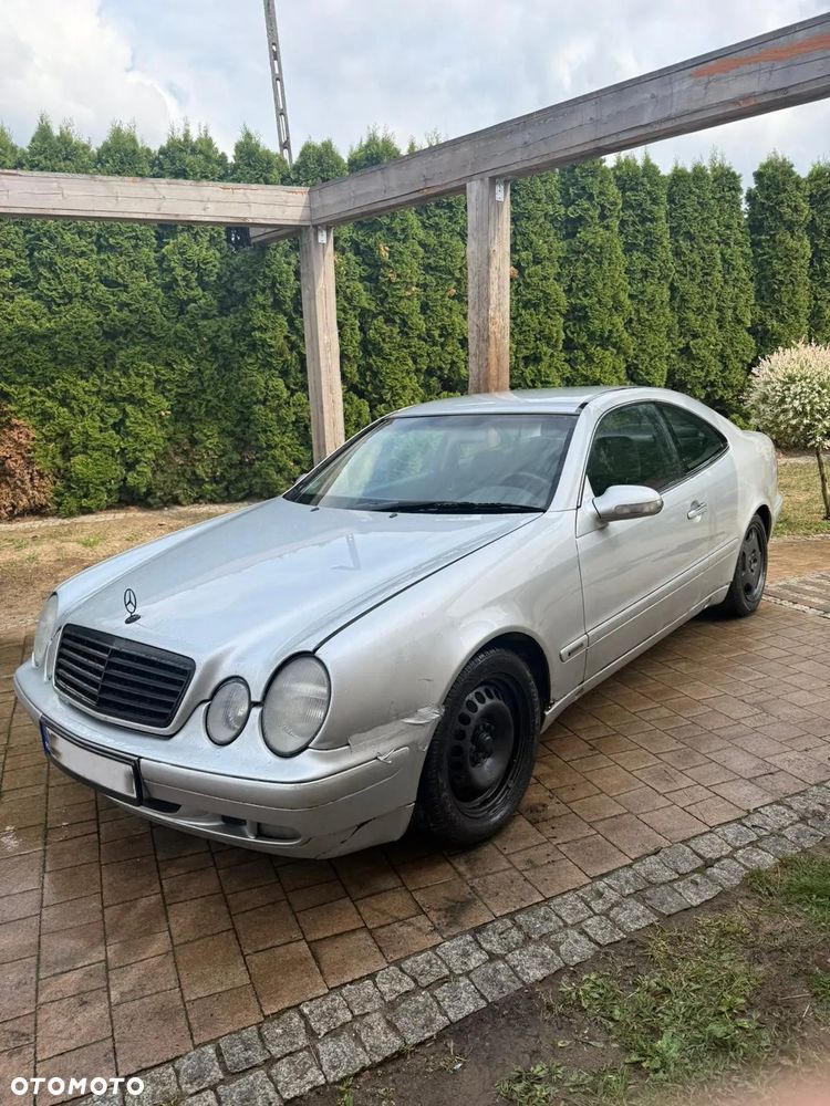 Mercedes-Benz CLK - 2