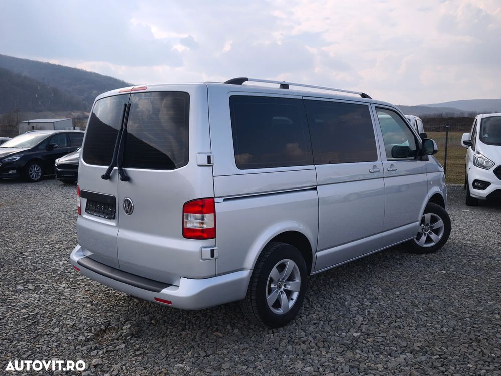 Volkswagen Caravelle - 10