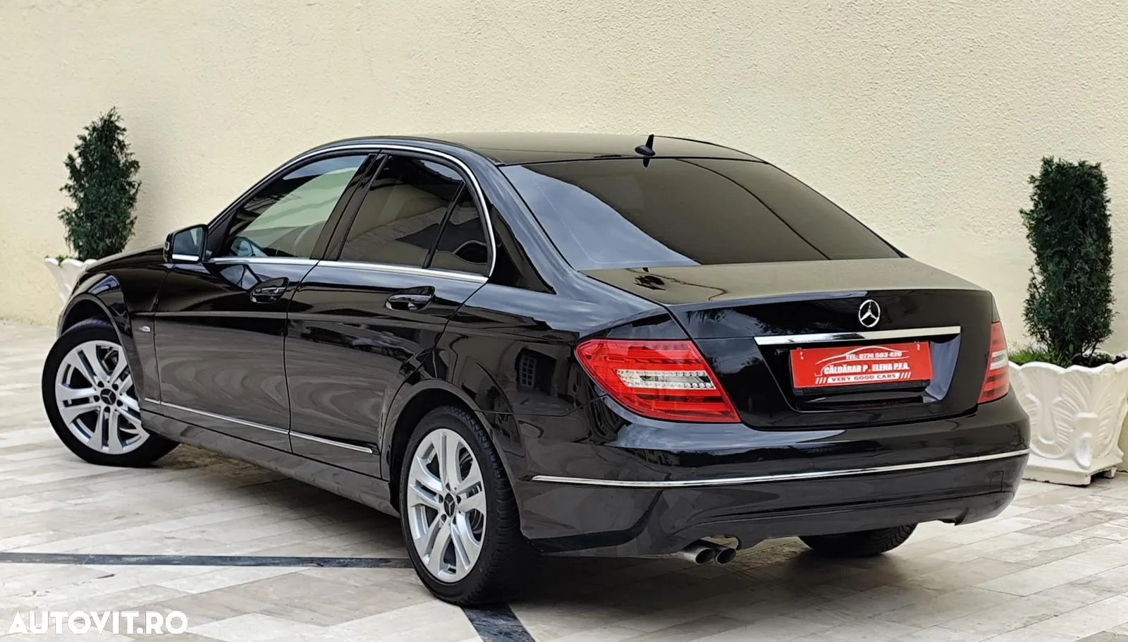 Mercedes-Benz C - 4