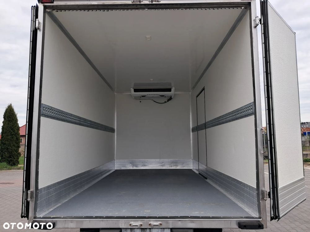 Iveco 50C16  CHŁODNIA+WINDA SALON POLSKA 8-palet - 9