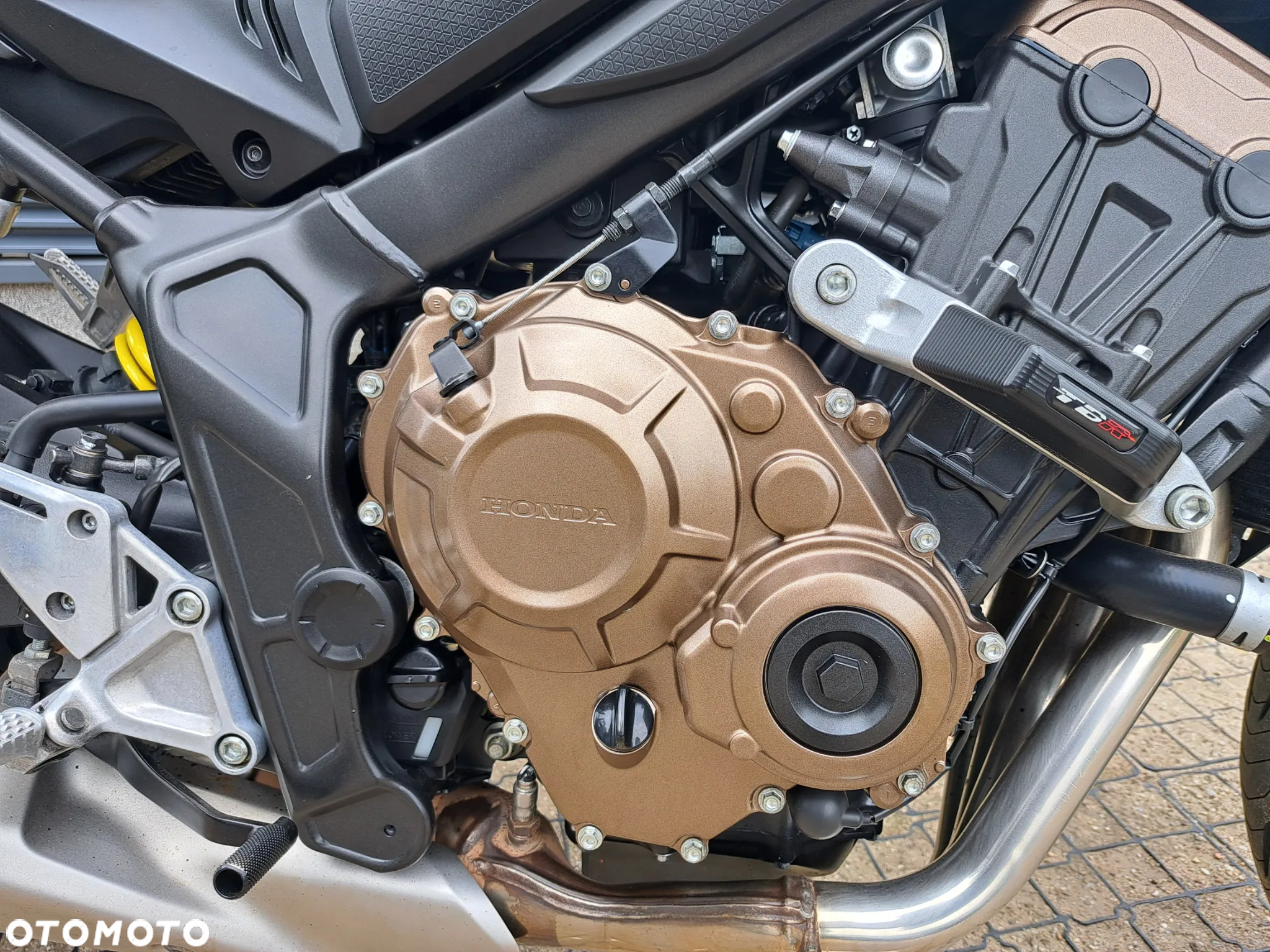 Honda CB - 15
