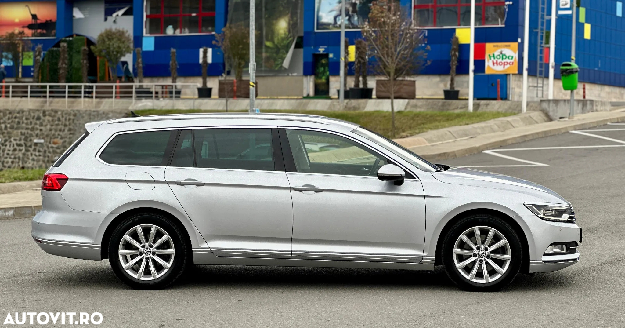 Volkswagen Passat Variant 2.0 TDI DSG Highline - 29
